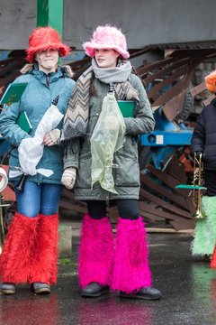 Bild 28 - Latuff Umzug